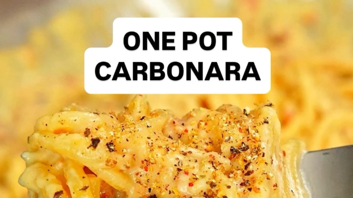 Creamy High Protein One Pot Vegan Carbonara – 35-Minute Recipe