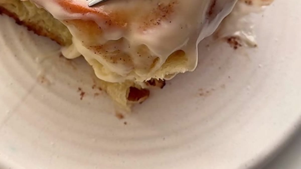 Homemade Overnight Cinnamon Rolls – 55-Minute Recipe
