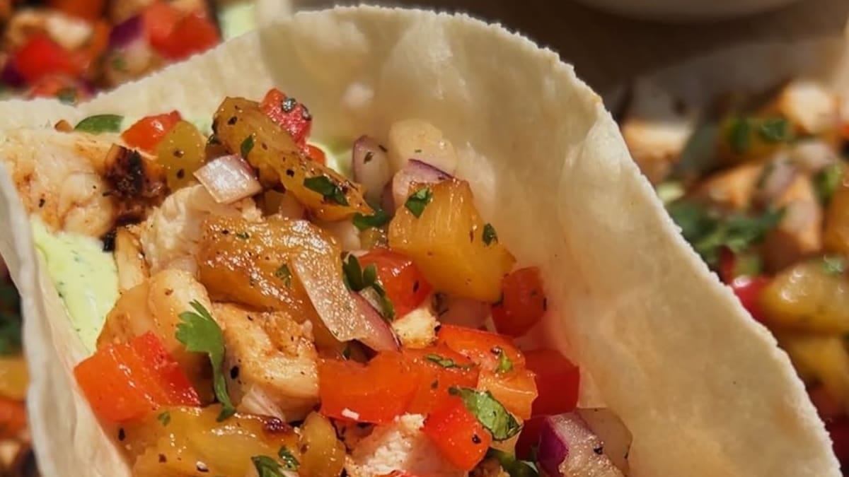 Hot Honey Chicken Tacos – 50-Minute Recipe