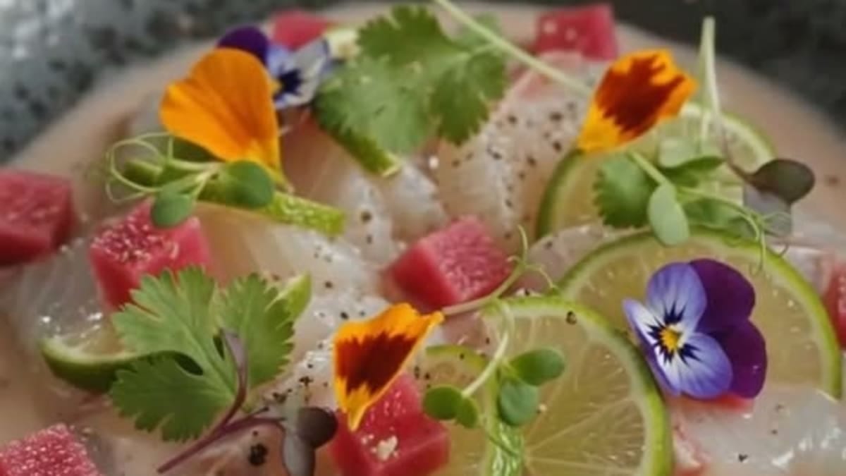 Sea Bass Ceviche with Hibiscus – 20-Minute Recipe