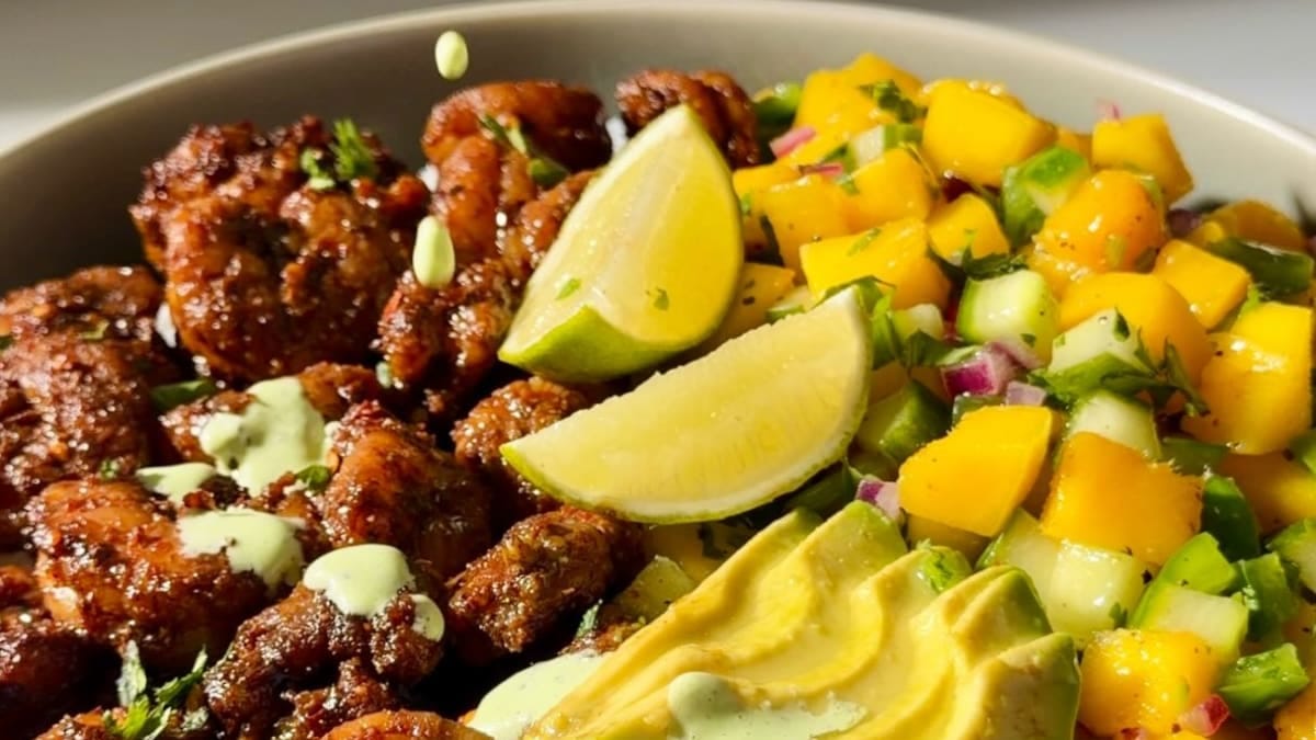 Chili Lime Shrimp Mango Bowl – 20-Minute Recipe