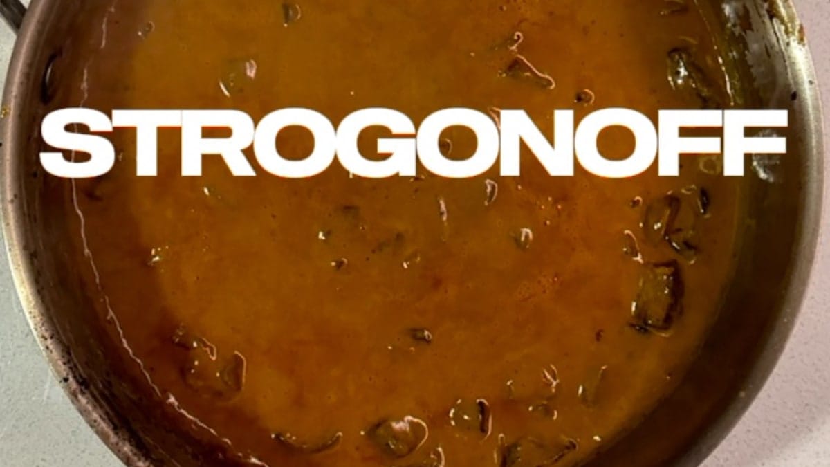 Beef Stroganoff – 45-Minute One-Pot Recipe