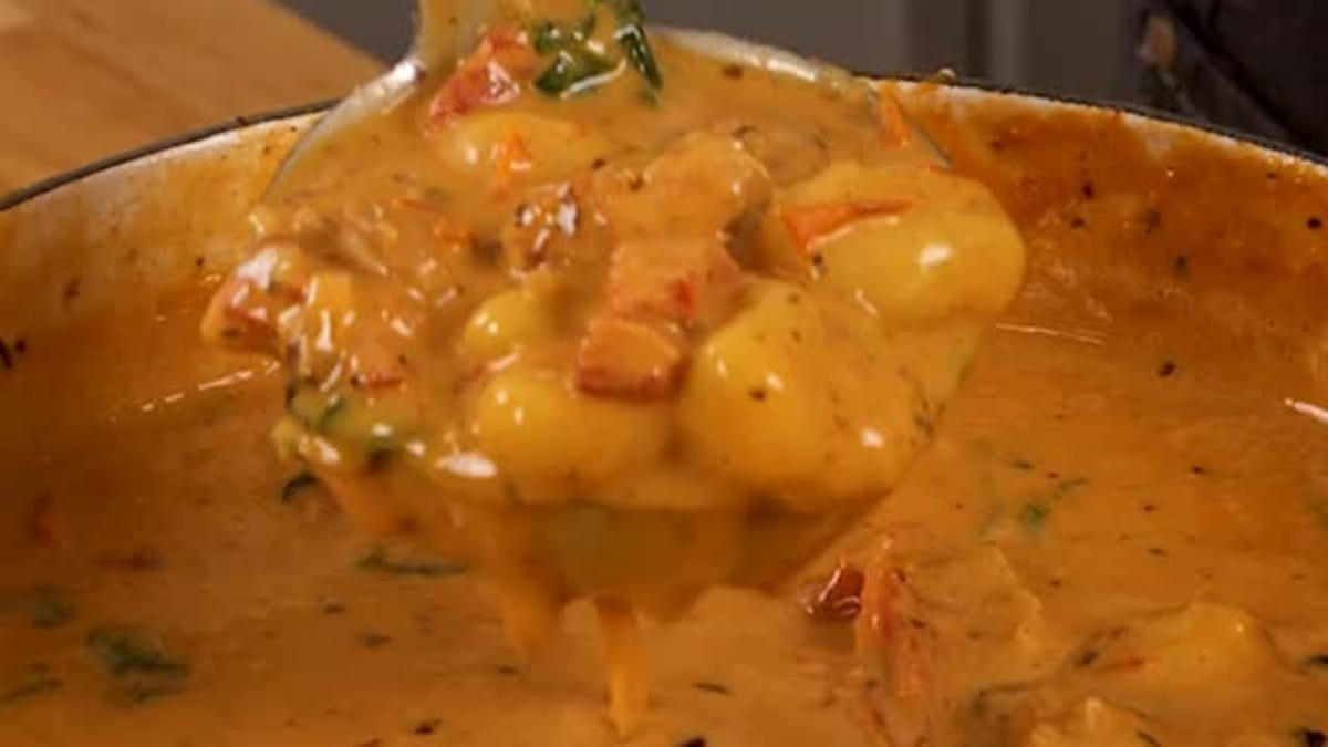 Creamy Chicken Gnocchi Soup – 40-Minute Recipe