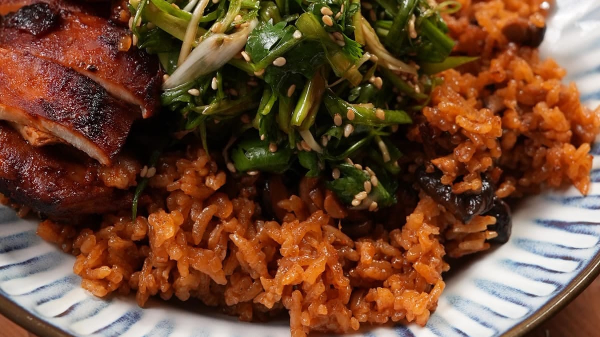 One-Pot Spicy Soy Chicken Rice – 35-Minute Recipe