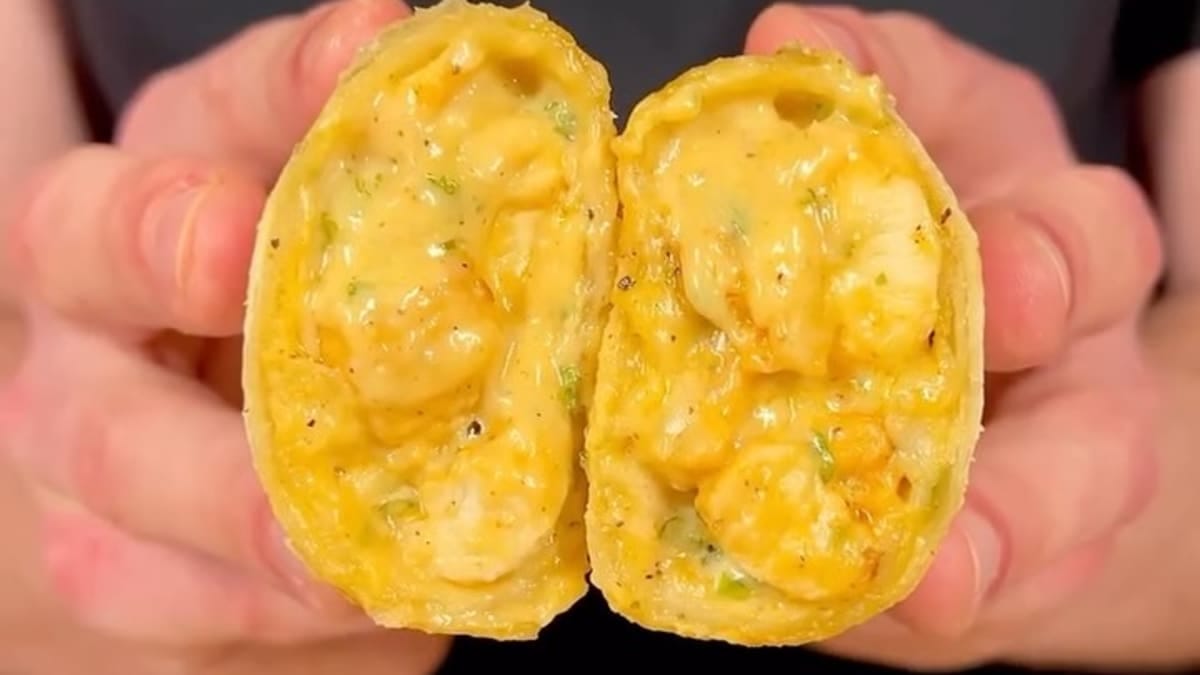 Cheesy Garlic Chicken Rolls – 35-Minute Recipe