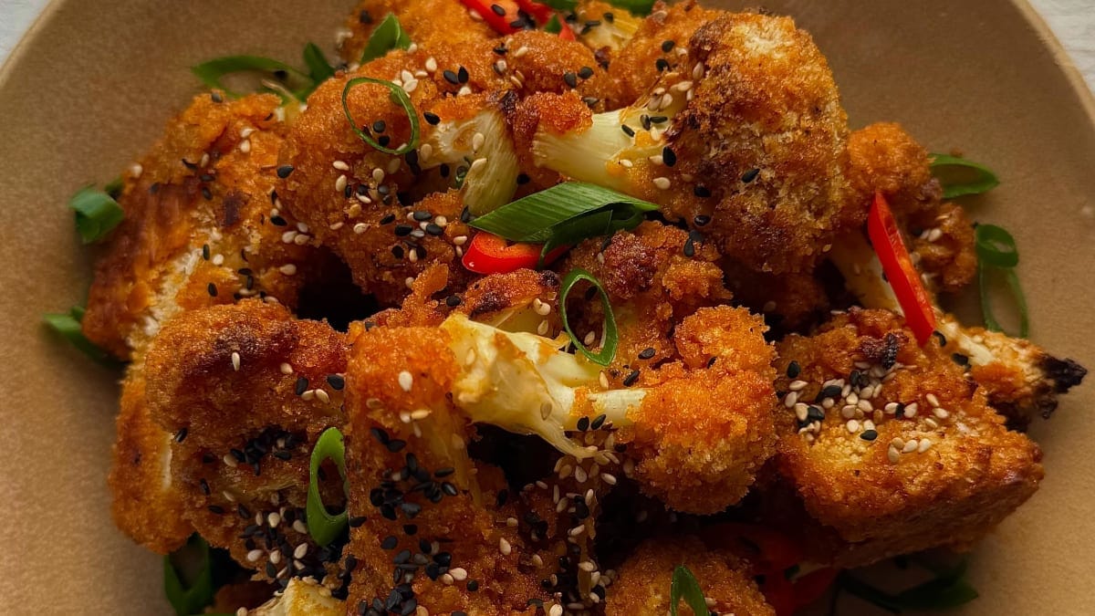 Crispy Bang Bang Cauliflower – 50-Minute Recipe