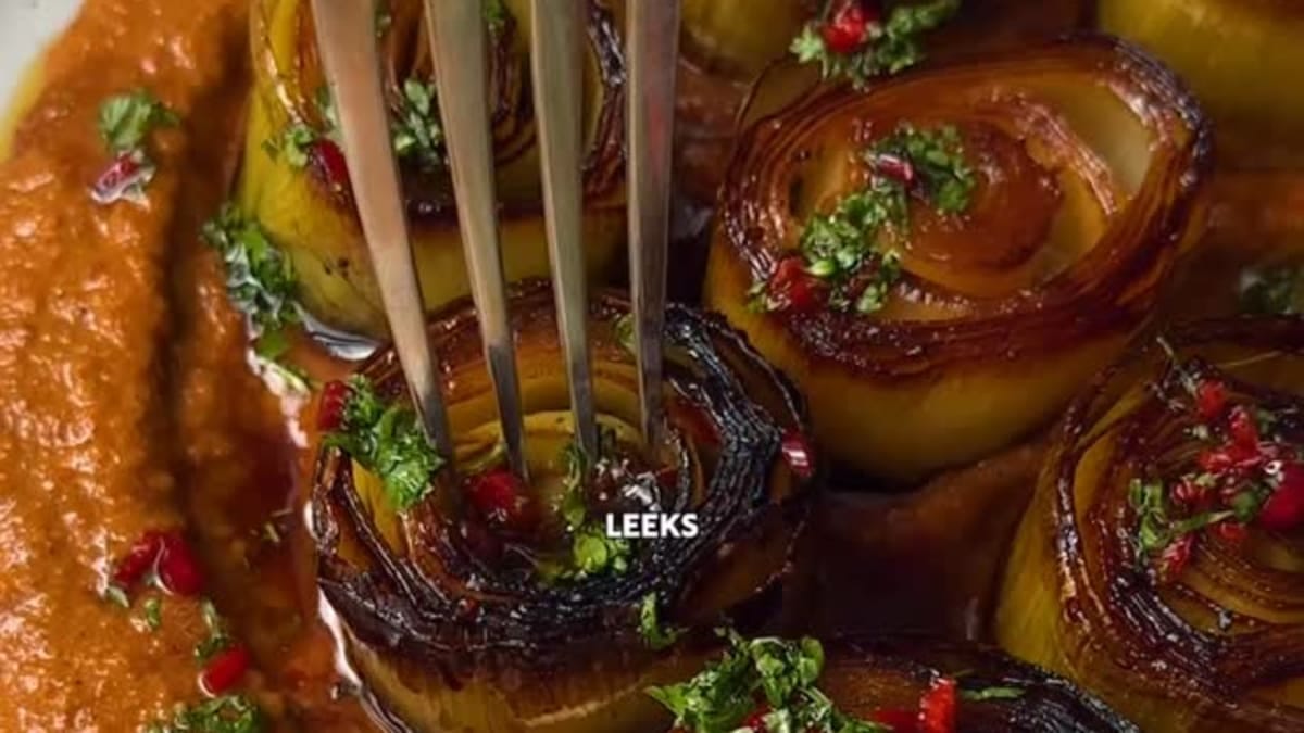 Balsamic‑Glazed Leeks with Muhammara – 35-Minute Recipe