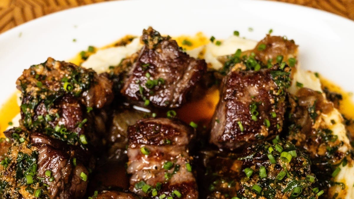 Cowboy Butter Steak Bites – 25-Minute Recipe