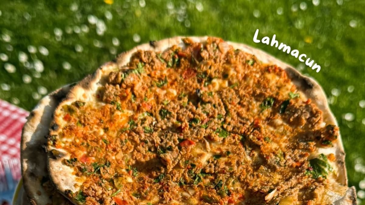 Turkish Lahmacun – 45-Minute Recipe