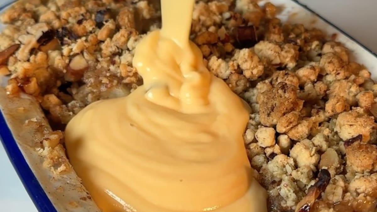 Apple & Pear Crumble – 90-Minute Recipe