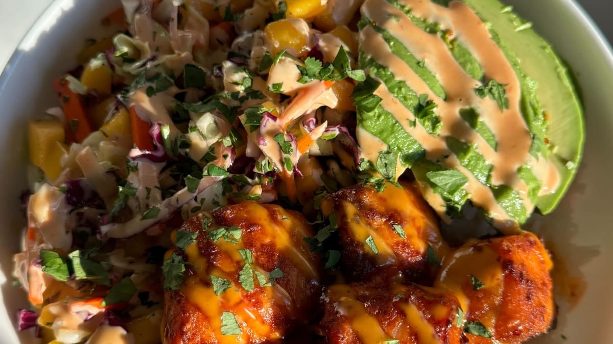 Salmon Mango Salsa Coconut Rice Bowl – 45-Minute Recipe