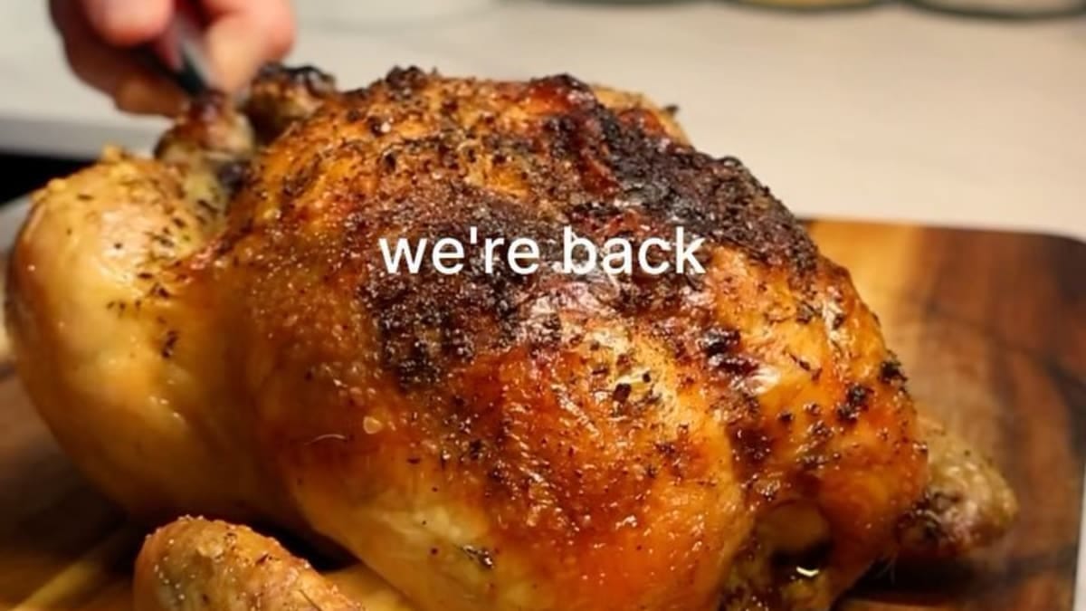 Lemon & Thyme Roast Chicken – 75-Minute Recipe