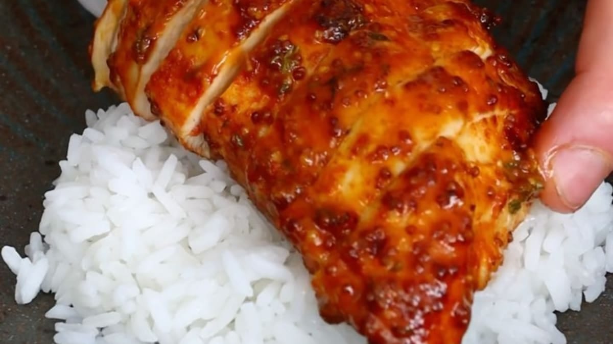 Spicy Honey & Mustard Chicken – 45-Minute Recipe