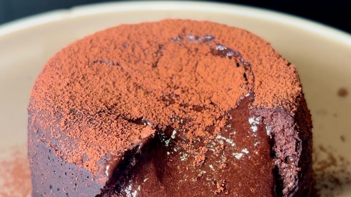 Protein Lava Cake – 17-Minute Recipe