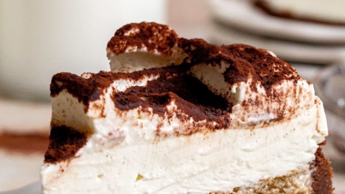 Tiramisu Cheesecake – 40-Minute Recipe
