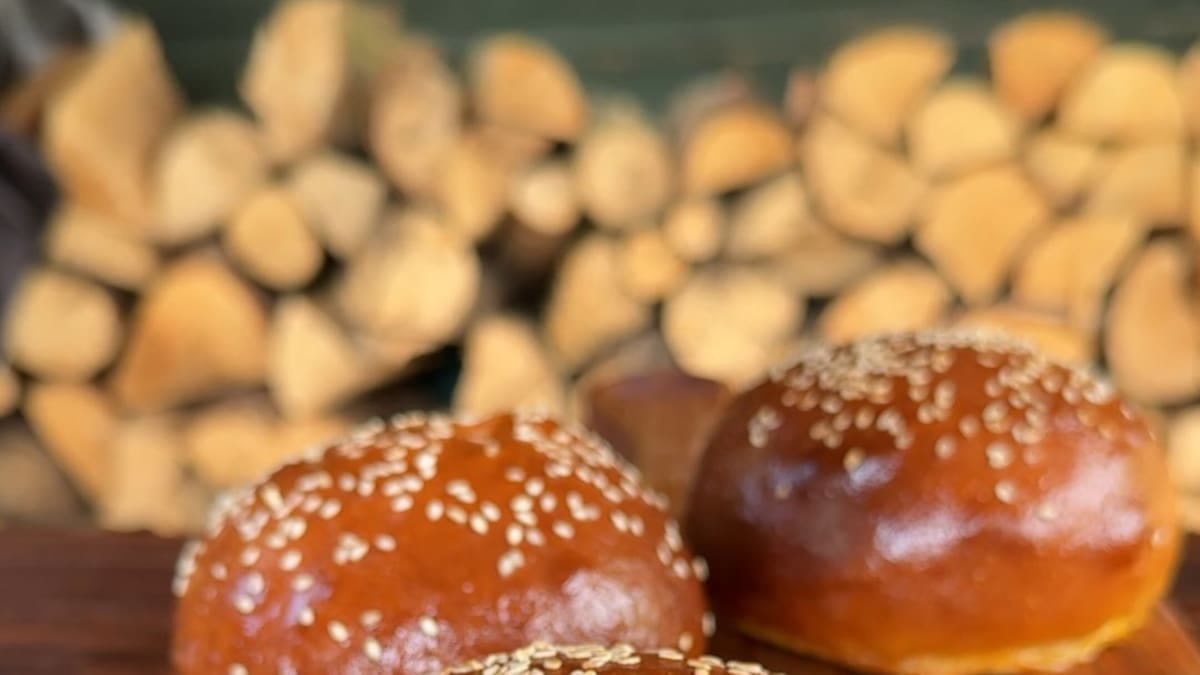 Soft Milk-Brioche Buns – 27-Minute Recipe