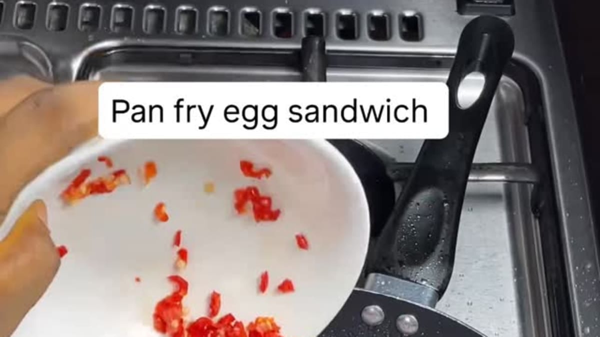 Egg‑Wrapped Bread Sandwich – 20‑Minute Recipe