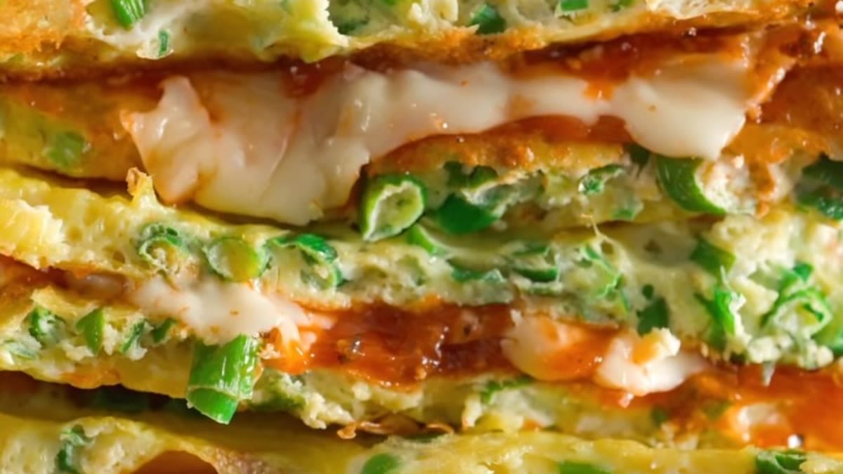 Egg‑Bread Breakfast Stack – 10-Minute Recipe