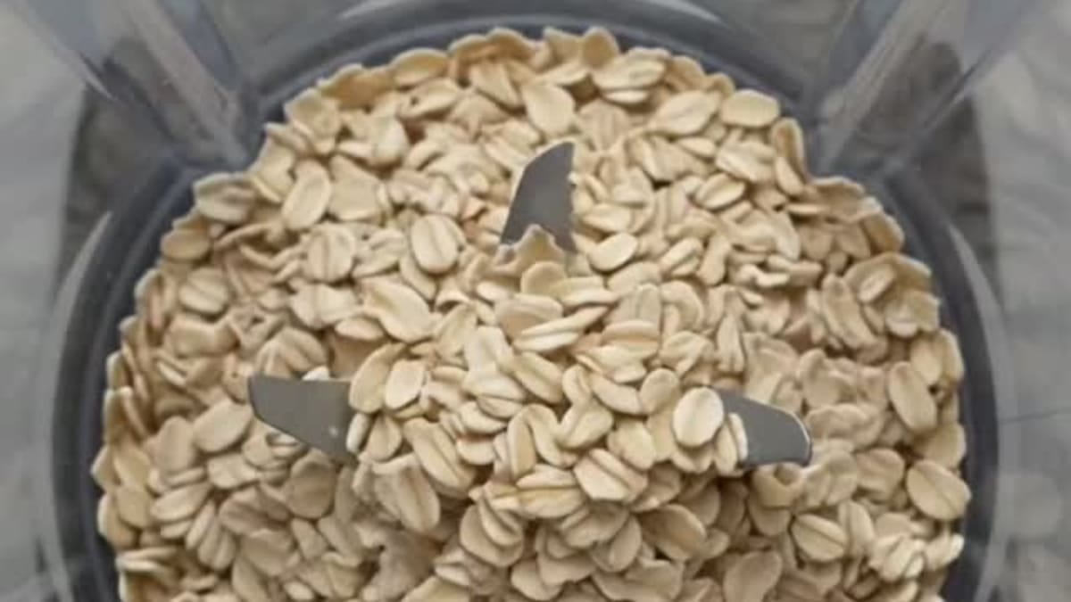 Banana Oat Pancakes – 10-Minute Recipe