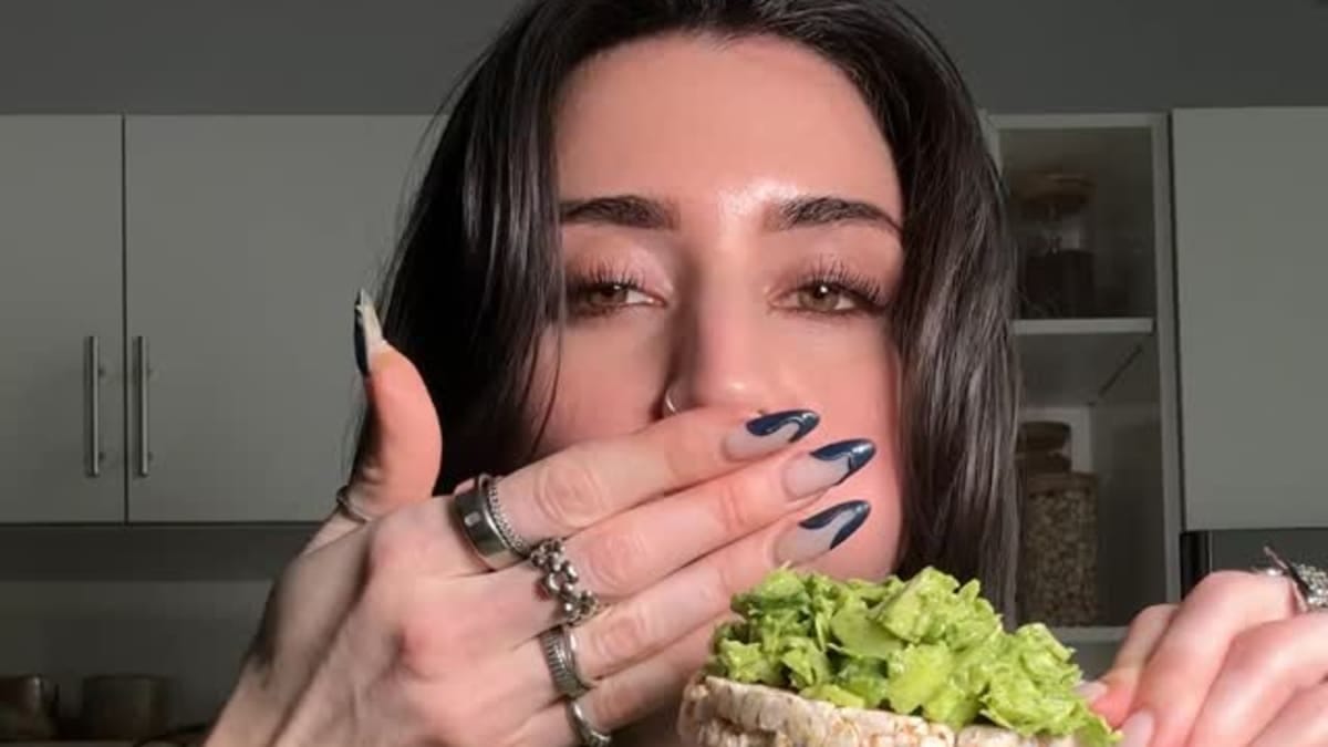 Green Goodness Scoopable Salad Recipe