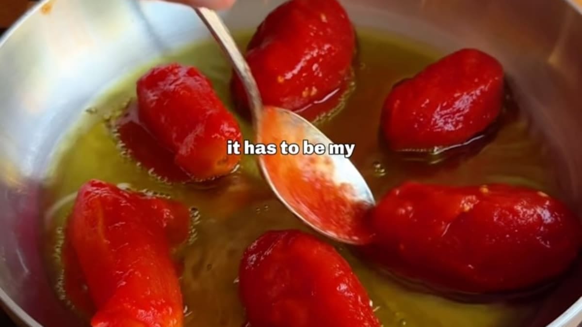 Creamy Tomato, Courgette & Basil Dip – 25-Minute Recipe