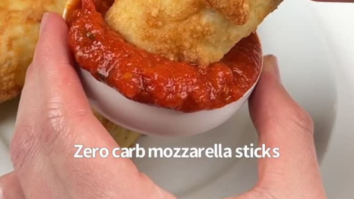 Zero Carb Crispy Chicken Mozzarella Sticks – 22-Minute Recipe