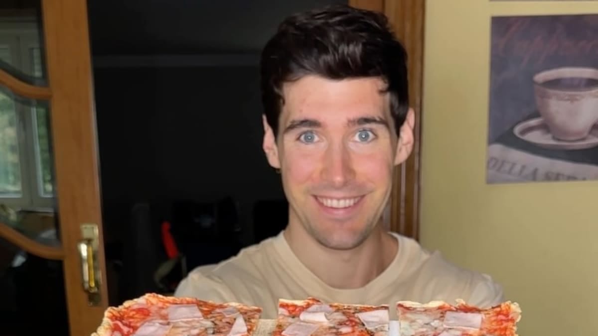 Protein-Packed Egg White Pizza – 25-Minute Recipe