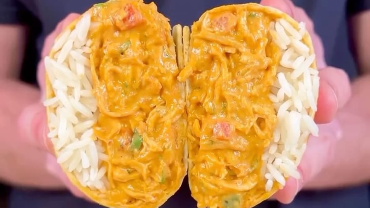 Chipotle Queso Chicken Burritos – Slow Cooker Recipe