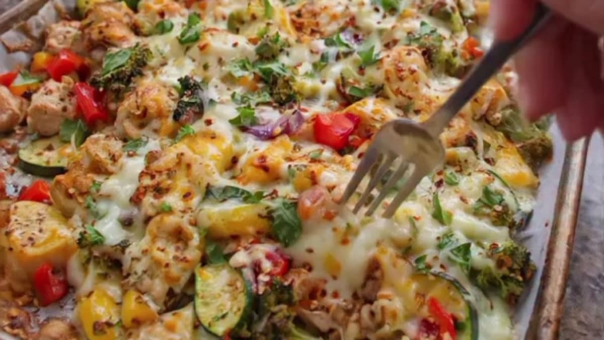Cheesy Chicken Veggie Sheet Pan Dinner – 40-Minute Recipe